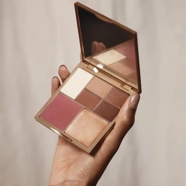 Stila Cosmetics Sculpt & Glow All-in-One Contouring & Highlighting Palette 