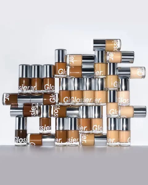 Glossier Stretch Fluid Foundation and NEW shades of Stretch Concealer