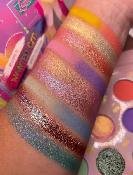 Laced With Cherry Wanted City Palette
