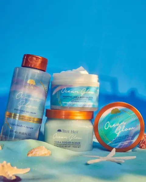 Tree hut Ocean Glow