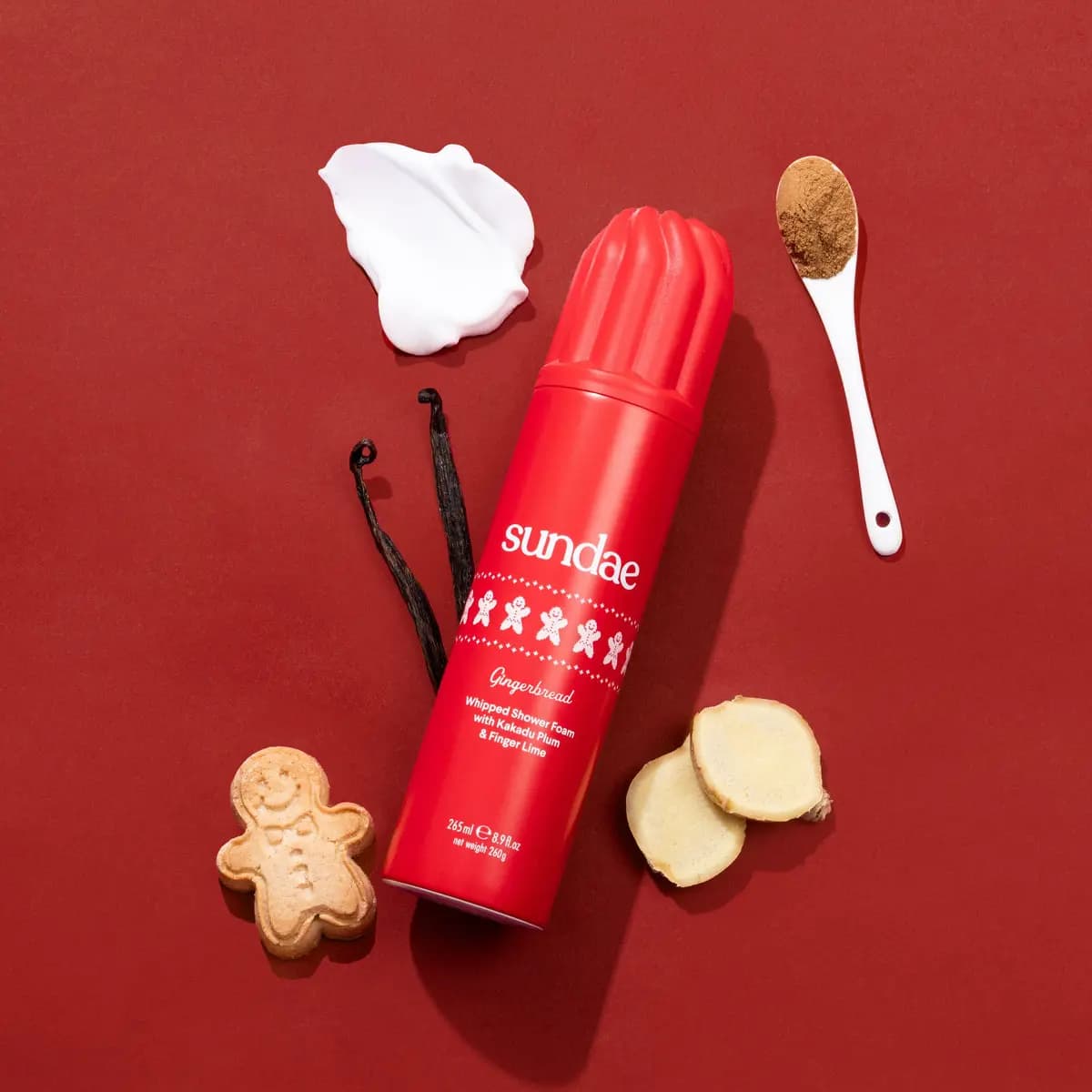 Red Gingerbread can with gingerbread-man band, ginger slices, vanilla pods, spice spoon and foam swatch