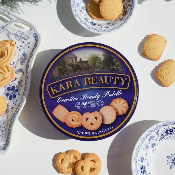 Kara Beauty COOKIE TIN Creative Beauty Palette