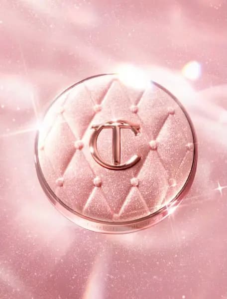 Charlotte Tilbury Pillow Talk Beautifying Cushion Foundation: The Glimmer Limited Edition — image 2