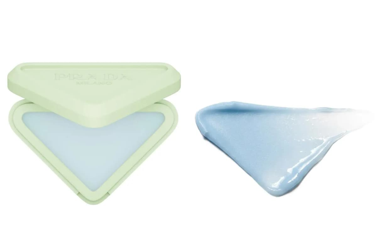 Open mint-green Prada compact with clear blue Lip Jelly 01 beside a glossy blue swatch fading to sheer