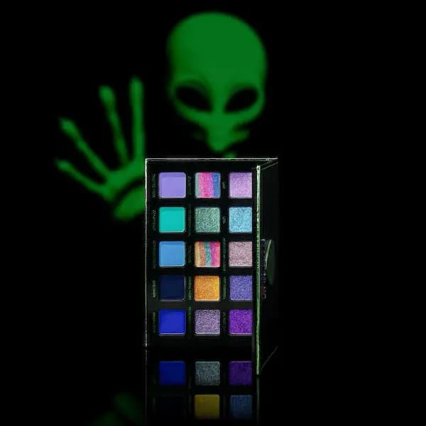 Adept Cosmetics® Element 115 Palette