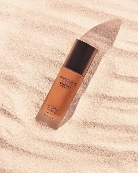 bareMinerals BAREPRO 24HR Wear Skin-Perfecting Matte Liquid Foundation