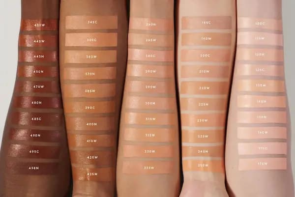 FENTY BEAUTY BY RIHANNA We're Even Hydrating Longwear Concealer