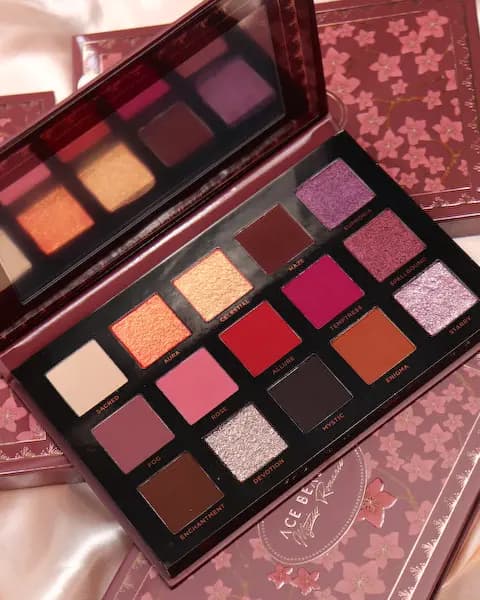 ACE BEAUTÉ Mystic Romace Palette
