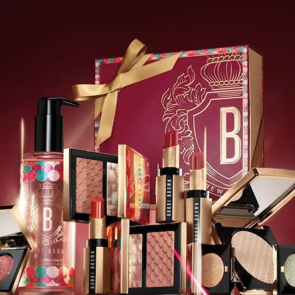 Bobbi Brown Glow With Luck Collection