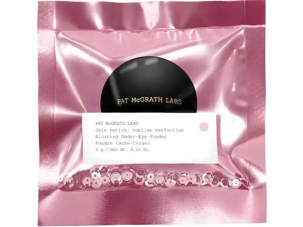 Pat McGrath Blurring Under-Eye Powder in Baby Pink