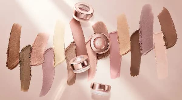 Decorté Eye Glow Gem Skin Shadow - Dewy Glow & Silky Matte