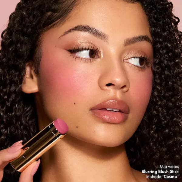 Iconic London Blurring Blush Cream to Powder Stick