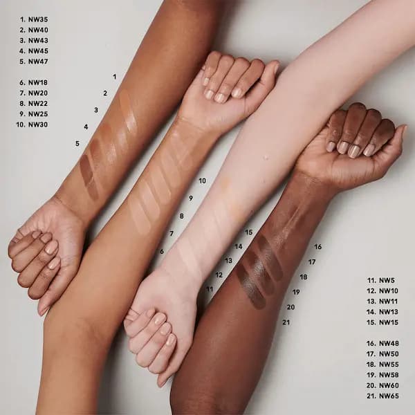 MAC Studio Radiance Serum-Powered Foundation