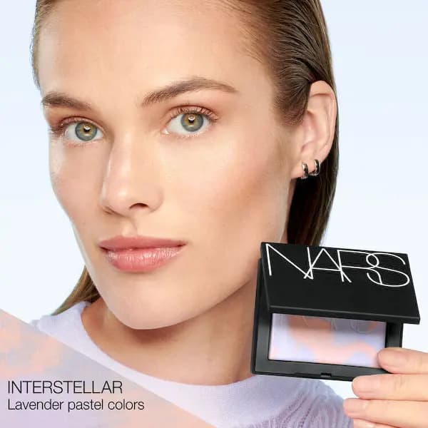 NARS Light Reflecting Prismatic Powder - Interstellar