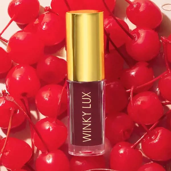 WINKY LUX Very There Lip Oil - Winter Cherry