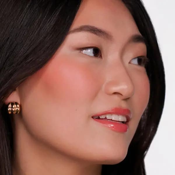 ZOEVA New Shades of Velvet Love Liquid Blush