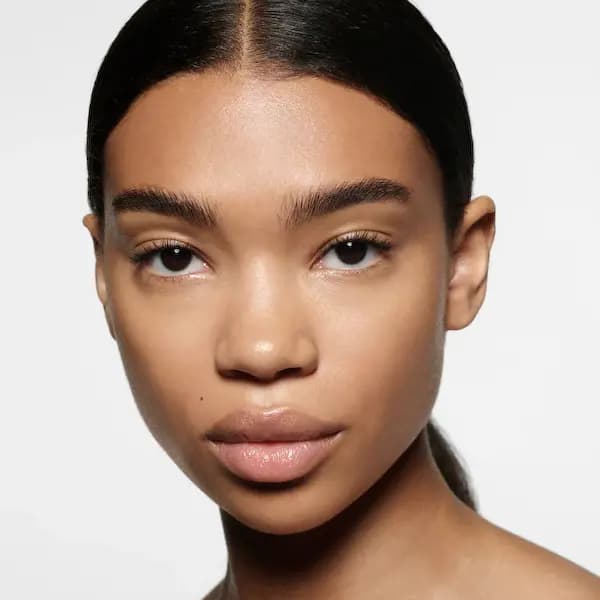Victoria Beckham Beauty The Concealer Pen with TFC8®