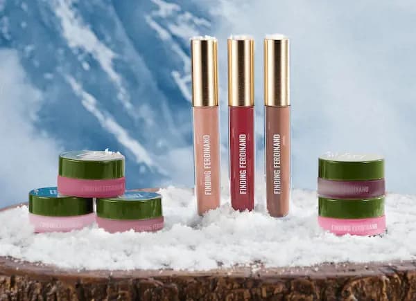 Finding Ferdinand x Kackie Reviews Beauty Après Ski Collection